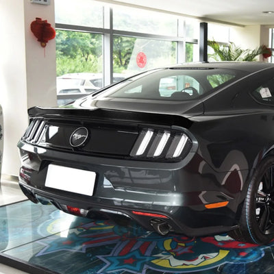Becquet Ford Mustang 2015-2021 ABS 4 Finitions - packshot studio - Becquet Voiture