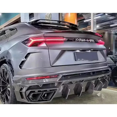 Becquet Lamborghini URUS Fibre de Carbone - vue arrière - Becquet Voiture
