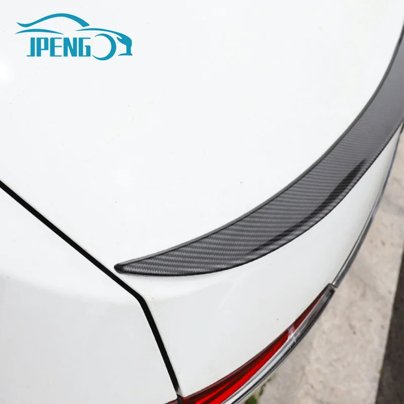 Becquet Lèvre Universel 121cm Berline BMW Audi Mercedes - installé sur véhicule - Becquet Voiture