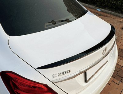 Becquet Mercedes Classe C Berline W205 - vue de profil - Becquet Voiture