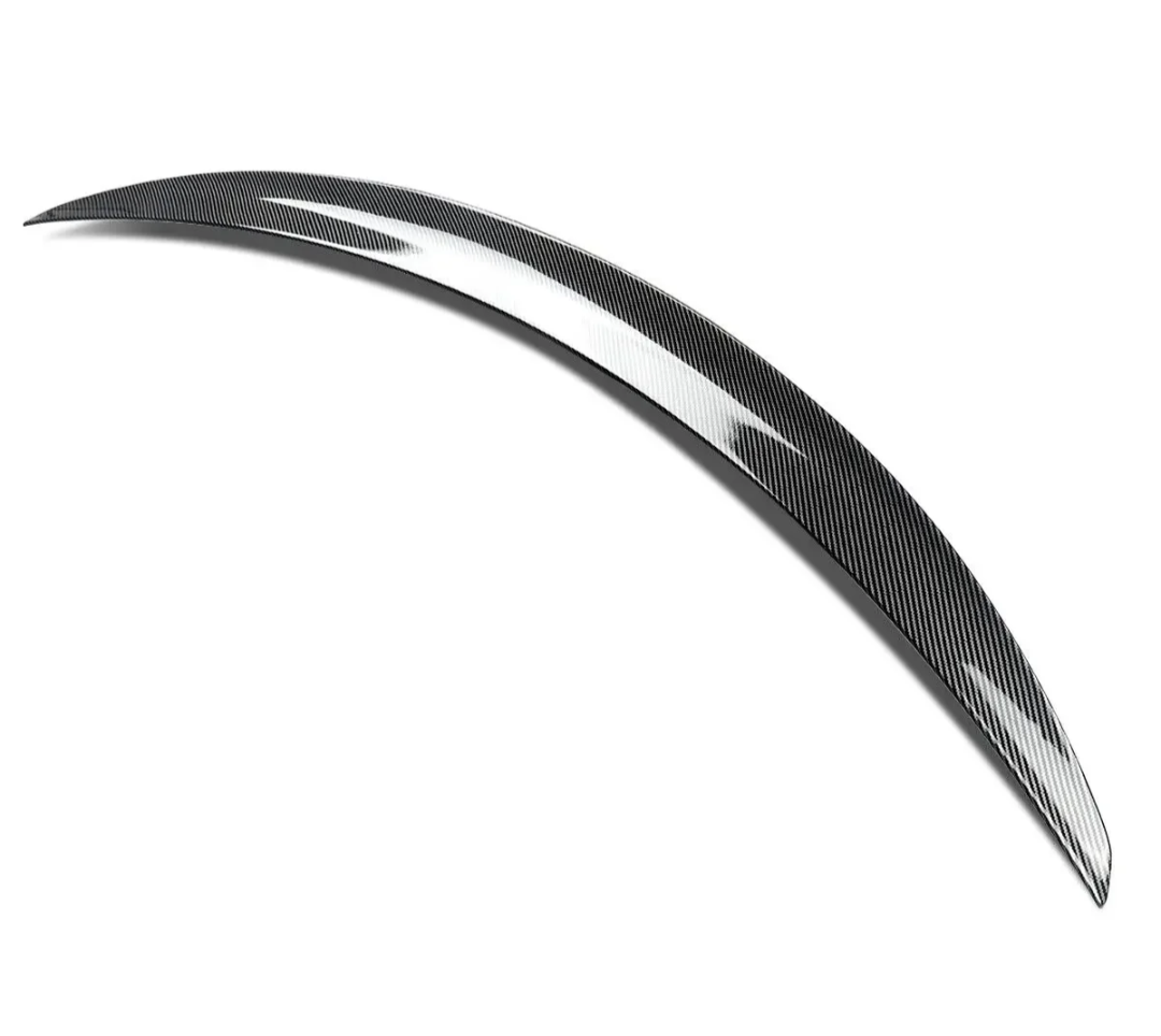 Becquet Mercedes Classe C W206 noir brillant - vue de face - Becquet Voiture