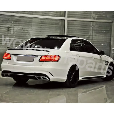 Becquet Mercedes Classe E W212 AMG 2010-2016 Carbone - vue arrière - Becquet Voiture