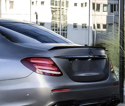 Becquet Mercedes Classe E W213 type 63 AMG - vue arrière - Becquet Voiture