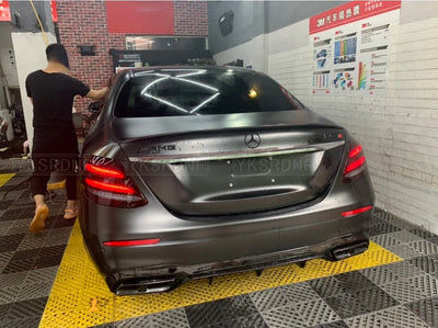 Becquet Mercedes E W213 E63 AMG 2016-2019 ABS - installé sur véhicule 2 - Becquet Voiture