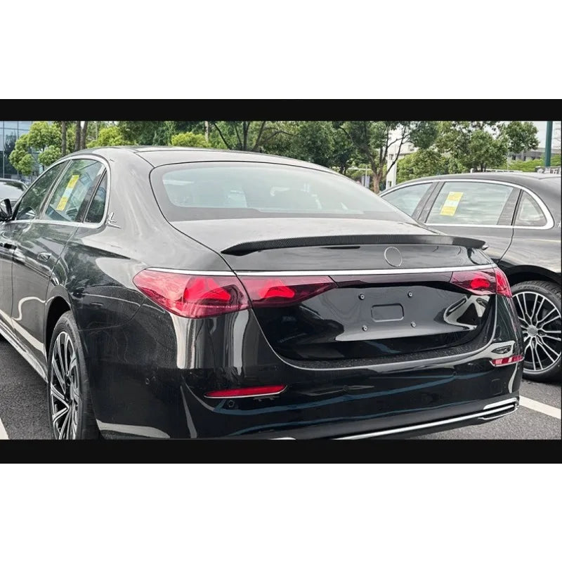 Becquet Mercedes E W214 AMG 2024-2025 ABS - vue de trois-quarts - Becquet Voiture