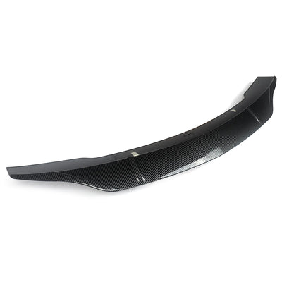 Becquet Mercedes W204 C63 2008-2014 Look Carbone - détail du montage 2 - Becquet Voiture