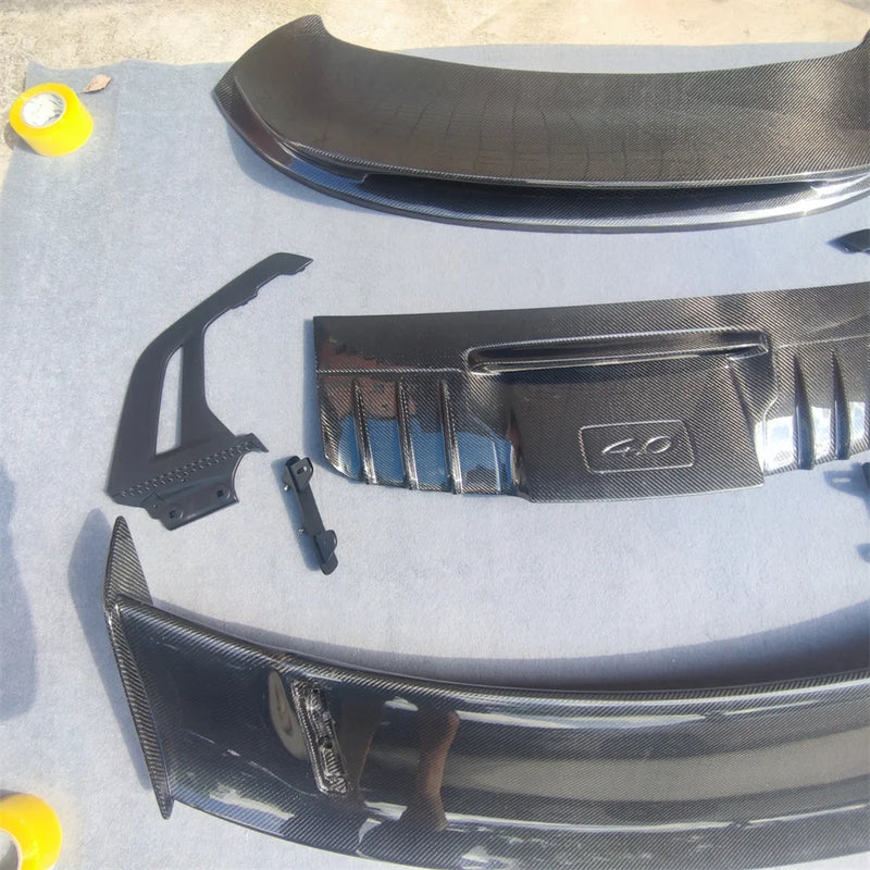 Becquet Porsche 911 992 GT3 Carbone 2019-2023 - en situation - Becquet Voiture