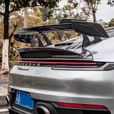 Becquet Porsche 911 992 GT3 Carbone 2019-2023 - vue de profil - Becquet Voiture