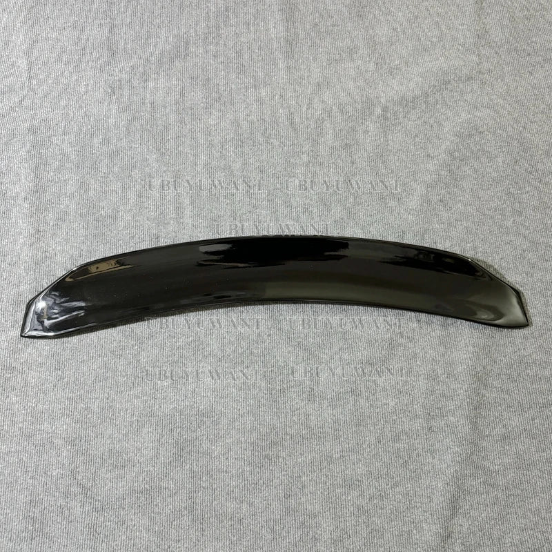 Becquet Porsche Boxster 981 2013-2016 - détail du montage - Becquet Voiture