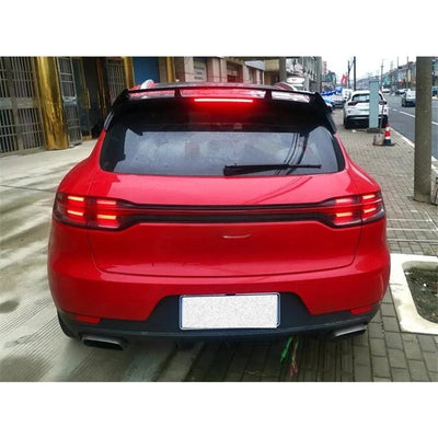 Becquet Toit Porsche Macan 2014-2023 ABS Carbone - packshot studio - Becquet Voiture