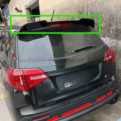 Becquet Toit Suzuki Vitara Painted 2016-2024 Sport - vue de profil - Becquet Voiture