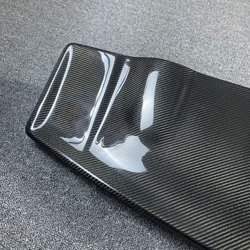 Becquet Toit VW Scirocco Carbone Coupe - détail du montage 2 - Becquet Voiture