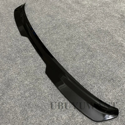 Becquet Toit VW Scirocco R Line Gloss Black - en situation 2 - Becquet Voiture