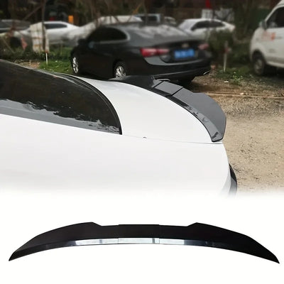 Becquet Universel 117-127cm Réglable - installé sur véhicule - Becquet Voiture