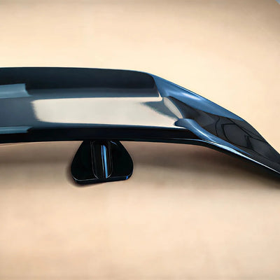 Becquet Universel Berline Sport Lip Body Kit - vue de trois-quarts - Becquet Voiture