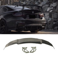 Becquet Universel Carbone GTS MP MAD V Sedan Tail Wing - packshot studio - Becquet Voiture