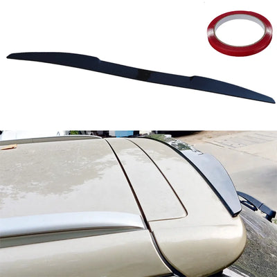 Becquet Universel Noir Brillant ABS 115-120 cm - détail du montage - Becquet Voiture