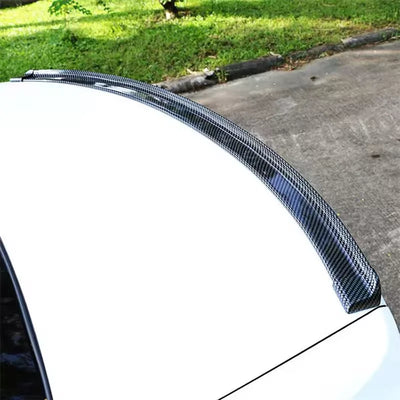 Becquet Universel Souple 1.5m Look Carbone Noir Mat Brillant - installé sur véhicule - Becquet Voiture