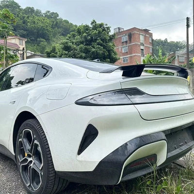 Becquet Xiaomi SU7 2024 GT Style ABS - vue de face 2 - Becquet Voiture