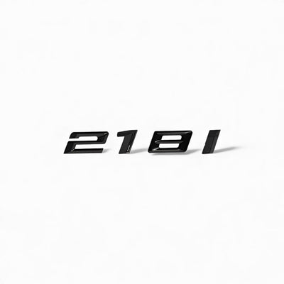 BMW Série 2 F22 Badge Coffre Noir Brillant Motorisation - installé sur véhicule - Becquet Voiture