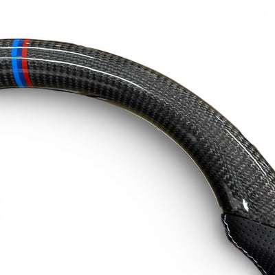 https://cdn.shopify.com/s/files/1/0565/4957/2747/files/bmw-volant_1.jpg?v=1772905313