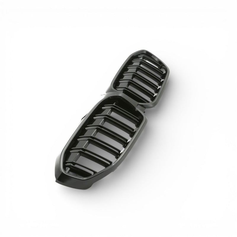 https://cdn.shopify.com/s/files/1/0565/4957/2747/files/bmw_serie_3_g20_calandre_noire.jpg?v=1773066462
