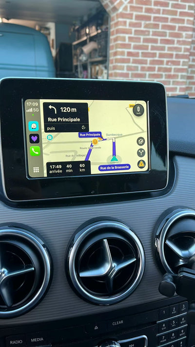 Boîtier Activation Apple CarPlay Android Auto Mercedes NTG 5.1 - vue arrière - Becquet Voiture