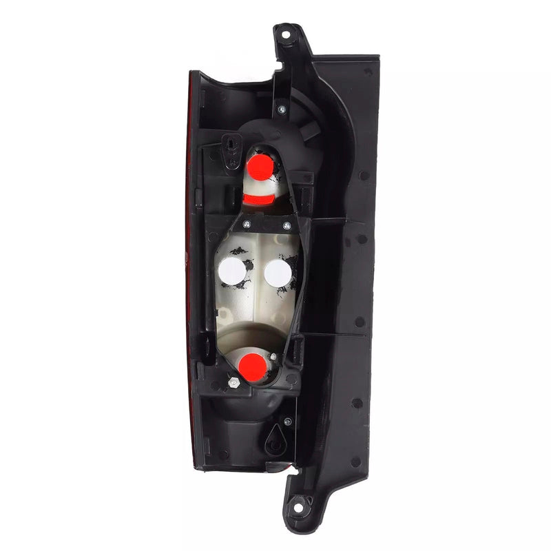 Left Rear Light Housing Peugeot Partner Citroën Berlingo 2012-2019 - close-up view - Becquet Voiture