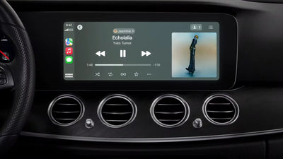 Boîtier Interface CarPlay Android Auto Mercedes Classe A W176 NTG - vue de trois-quarts - Becquet Voiture