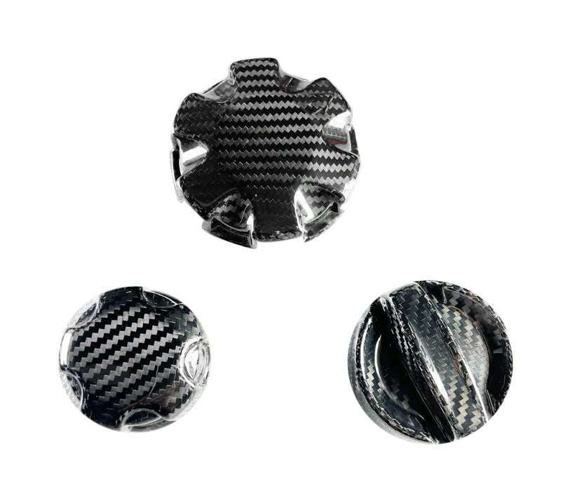 Bouchons Huile Carbone BMW M3 M4 X3M G80 G82 G87 S58 - vue de trois-quarts - Becquet Voiture