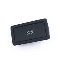 Bouton ouverture coffre électrique Audi A5 S5 RS5 B8 2007-2016 - vue de trois-quarts - Becquet Voiture