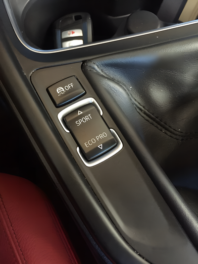 Boutons Console Centrale Modes Conduite Performance BMW Série 2 F22 - packshot studio - Becquet Voiture