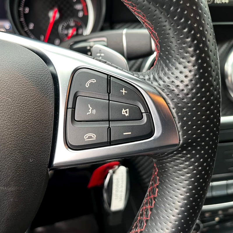 Multifunktionslenkradtasten Mercedes GLA X156 2014–2020 - Dreiviertelansicht 2 - Becquet Voiture