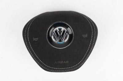Cache Airbag Sur Mesure Volkswagen Alcantara Cuir - vue de profil - Becquet Voiture