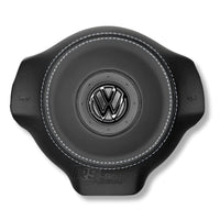 Cache Airbag VW Golf 6 Cuir Alcantara Surpiqûres Logo Noir - packshot studio - Becquet Voiture