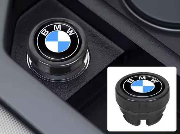 Cache Allume Cigare BMW M Logo Luxe Sport - vue de face - Becquet Voiture