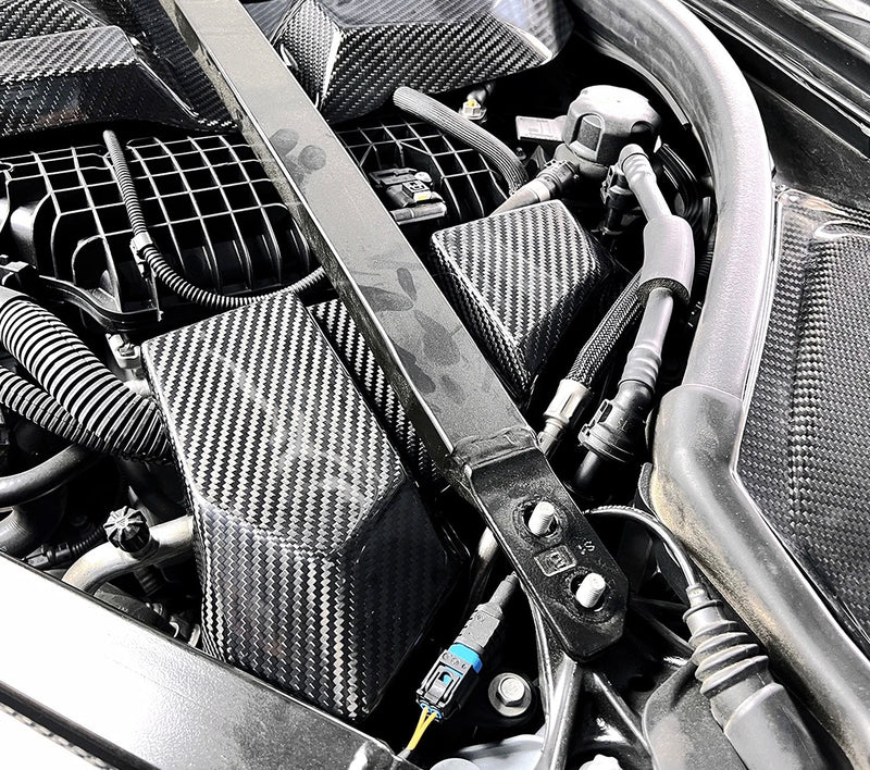 Abdeckung für elektrisches Bauteil aus Carbon BMW G80 G81 G82 G83 G87 - Rückansicht - Becquet Voiture