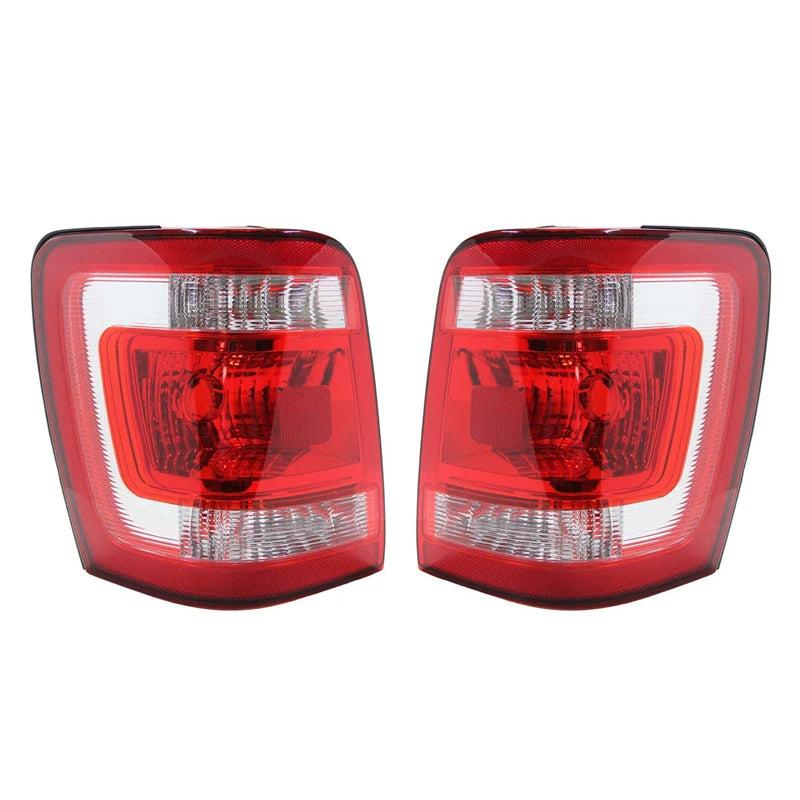Cache de Feu Arrière Ford Escape 2008-2012 - vue de trois-quarts - Becquet Voiture