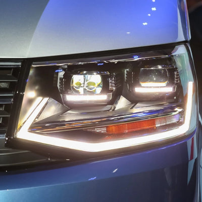 Cache de Phare en Verre Volkswagen Multivan T6 2016-2020 - vue de profil - Becquet Voiture