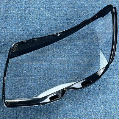 Cache de Phare en Verre Volkswagen Multivan T6 2016-2020 - vue de trois-quarts - Becquet Voiture