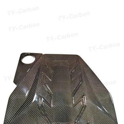 Cache Moteur Carbone BMW G90 M5 2025+ - vue de trois-quarts - Becquet Voiture