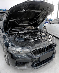 Carbon Fiber Engine Cover BMW M5 F90 V2 - fitted on vehicle - Becquet Voiture