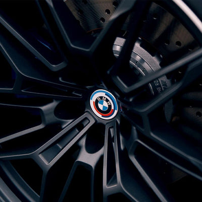 Cache Moyeu Jante BMW 56mm 68mm Noir - vue arrière - Becquet Voiture