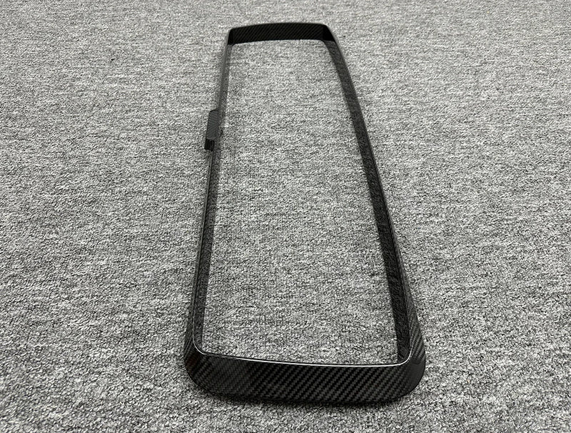 Cadre de Calandre Carbone Mercedes Classe G W464 G63 AMG - vue de trois-quarts - Becquet Voiture