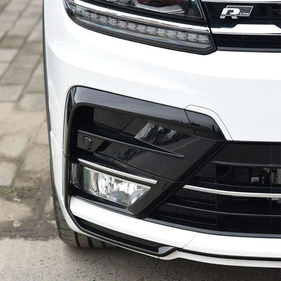 Cadre Décoratif Pare-Chocs Avant VW Tiguan R-Line 2017-2019 - vue de profil - Becquet Voiture