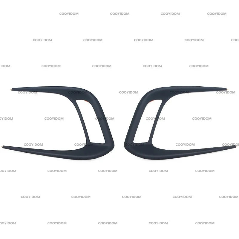 Cadre Décoratif Phares Avant Suzuki Vitara 2016-2020 - vue rapprochée - Becquet Voiture