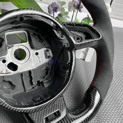 Cadre Volant Audi B8 Carbone Noir S RS - vue de profil - Becquet Voiture