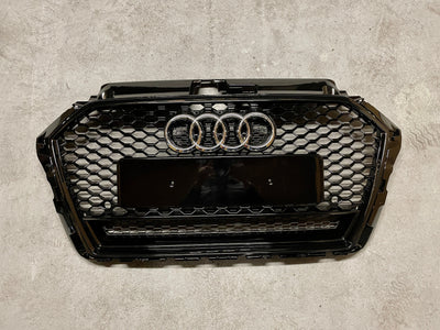 Calandre Audi A3 8V Look RS3 Noir 2016 à 2019 - vue de face - Becquet Voiture