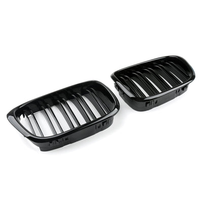Calandre Avant BMW Série 5 E39 Noir Brillant Double Nervure - vue de trois-quarts - Becquet Voiture