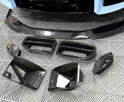 Calandre Avant Fibre Carbone BMW G87 M2 - détail du montage - Becquet Voiture